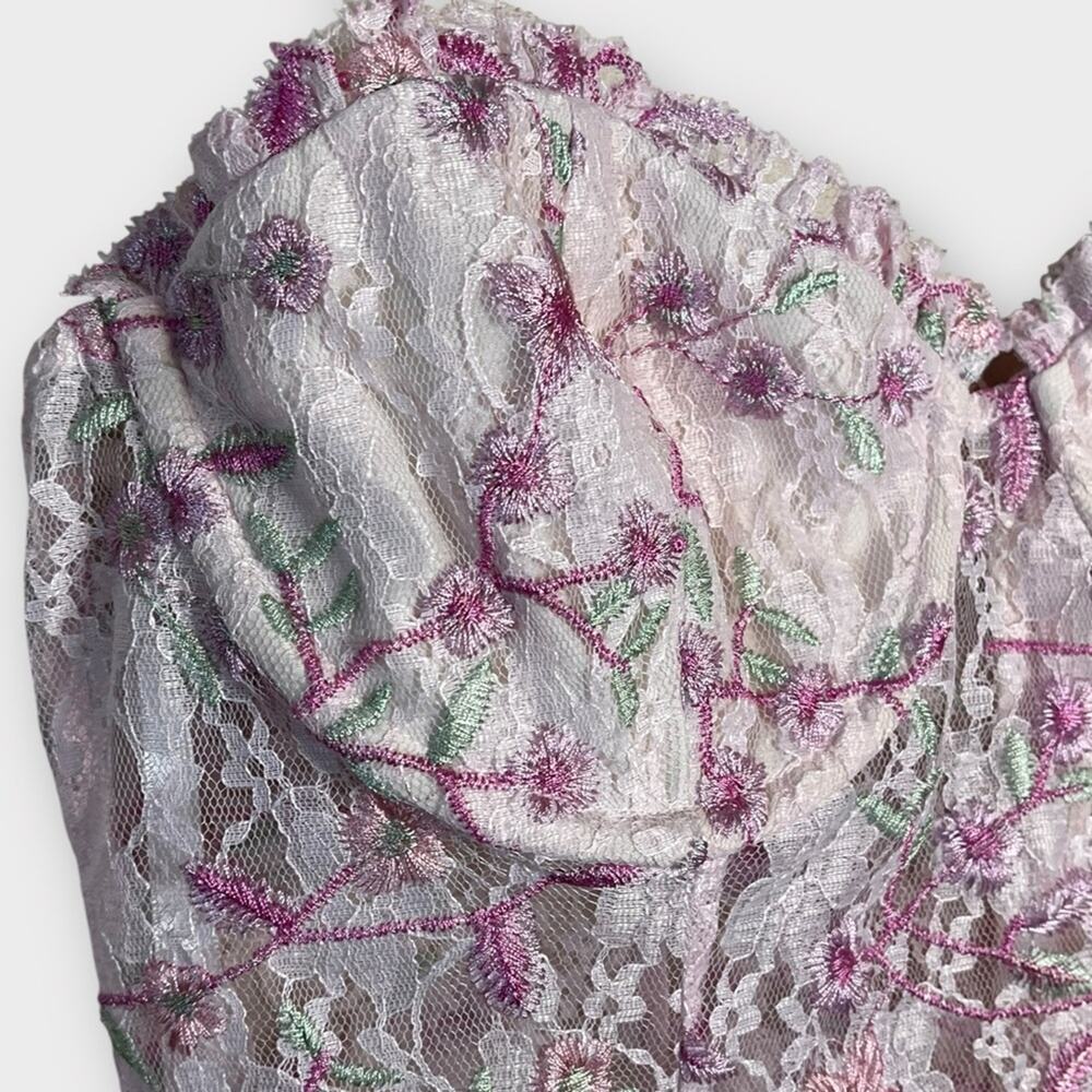 LOVERS + FRIENDS Kenzie Bodysuit Pink Floral Lace Revolve Christina Haack Large - Picture 4 of 10